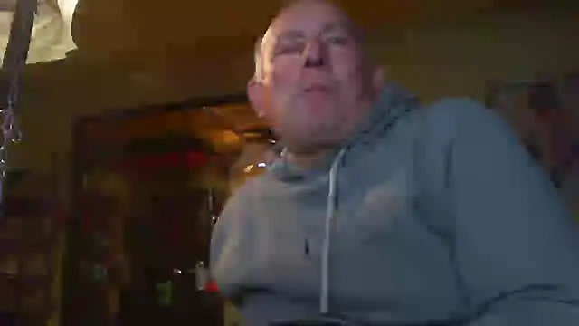 jeanlulu online show from October 2025 08:20:01 PM