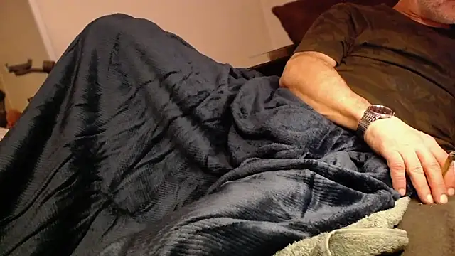 mike30nbg online show from January 2025 09:18:02 PM