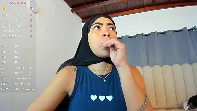 Dounia nagi online show from December 2025 12:33:02 PM