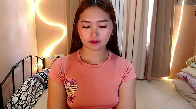 Snapshot of Itsme_claire chatting on February 2025 03:45:01 AM Itsme claire online show from February 2025 03:45:01 AM