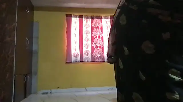 Riyasingh9 online show from April 2026 03:49:02 AM