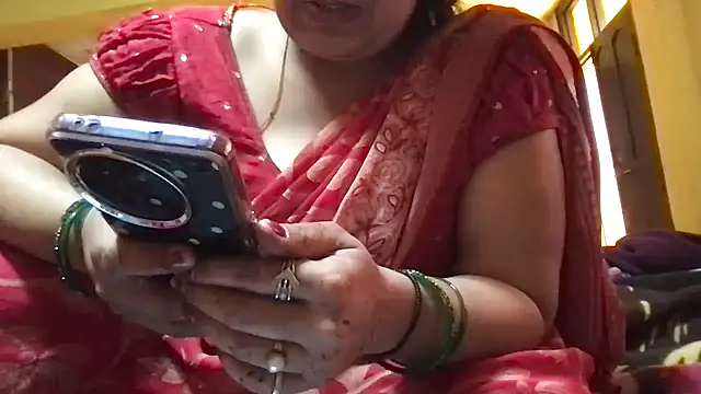 Riyasingh9 online show from April 2026 04:20:02 AM