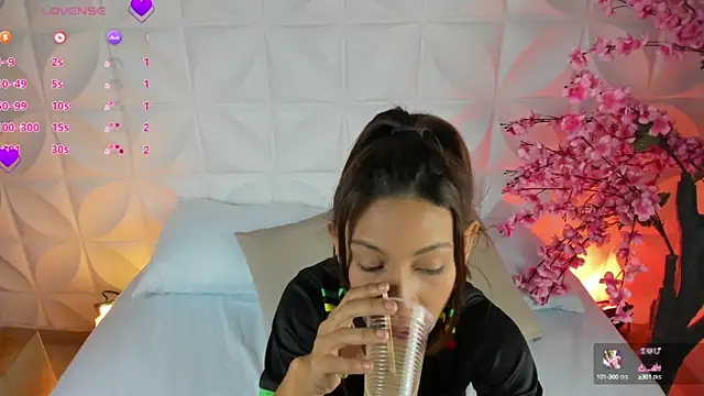 cora 22 online show from March 2025 12:45:01 PM