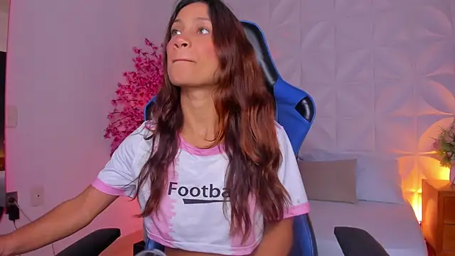 cora 22 online show from January 2026 12:29:02 PM