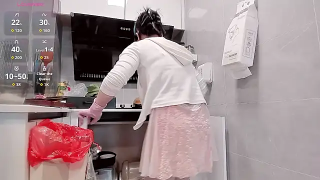 Vivian-6 online show from March 2026 12:45:01 AM