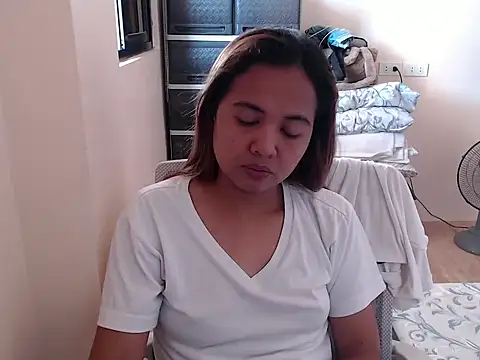 xTheLastVIRGINx online show from November 2025 05:34:01 AM