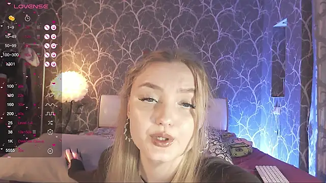 MiaMiaMeow online show from February 2026 04:40:01 PM