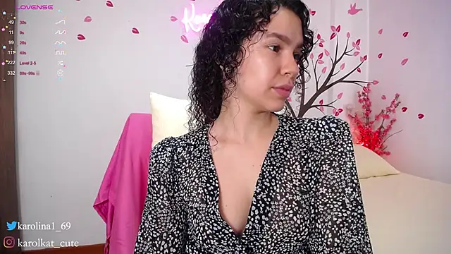 Karolina 1 online show from February 2025 01:44:01 PM