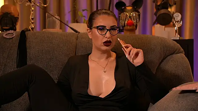 kelly kent online show from November 2025 11:40:01 PM