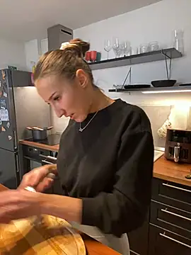 spottyyy online show from February 2025 09:47:01 AM