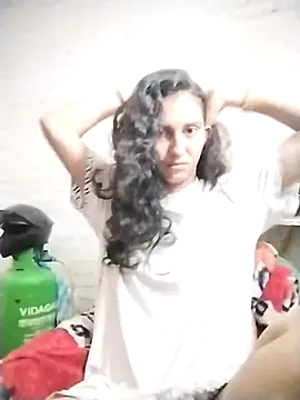 Snapshot of valeriaswang_Lucas chatting on April 2026 01:08:02 PM valeriaswang Lucas online show from April 2026 01:08:02 PM