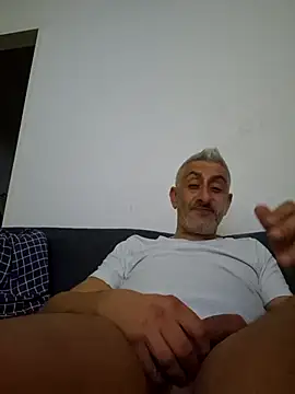 Snapshot of cuci45 chatting on October 2025 09:21:02 PM cuci45 online show from October 2025 09:21:02 PM