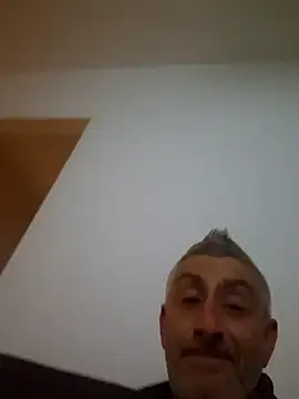 Snapshot of cuci45 chatting on December 2025 05:51:02 PM cuci45 online show from December 2025 05:51:02 PM