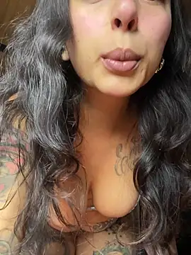 Snapshot of ink_demonxxx chatting on July 2026 12:24:01 AM ink demonxxx online show from July 2026 12:24:01 AM