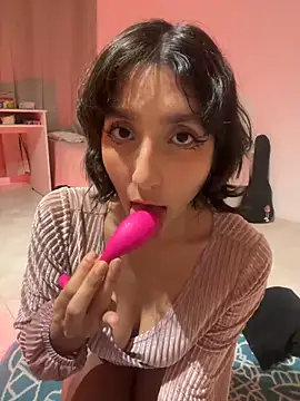 aurora xoxo online show from December 2024 04:43:02 AM