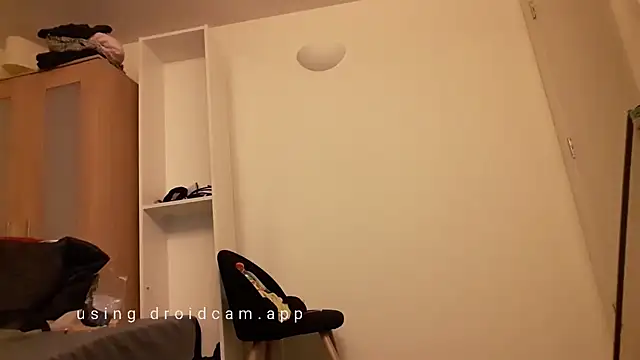 uk-bobbie-uk online show from February 2025 05:41:01 AM