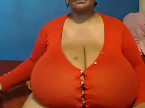 CUTEFIRMMELONSS online show from December 2024 02:58:02 PM