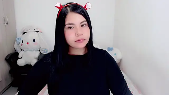 Snapshot of Youlittlepervertt_ chatting on December 2025 11:41:02 AM Youlittlepervertt online show from December 2025 11:41:02 AM