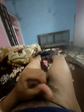 Snapshot of Deshilund9 chatting on March 2025 07:09:02 AM Deshilund9 online show from March 2025 07:09:02 AM