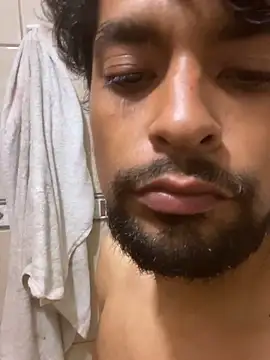 Snapshot of thegoldensexting420 chatting on September 2025 12:45:01 AM thegoldensexting420 online show from September 2025 12:45:01 AM