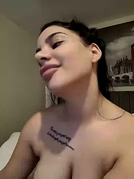 Samira30 online show from December 2024 11:38:01 AM