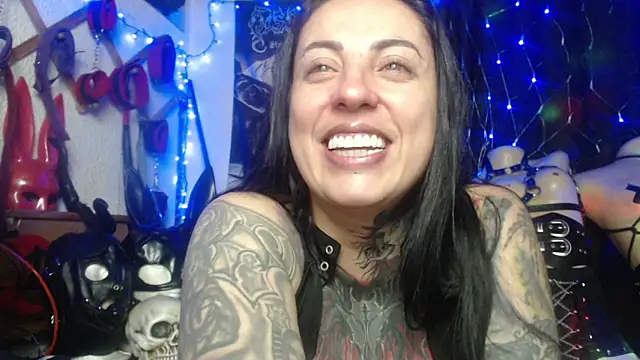 Snapshot of Astartexxx chatting on November 2025 12:44:01 AM Astartexxx online show from November 2025 12:44:01 AM