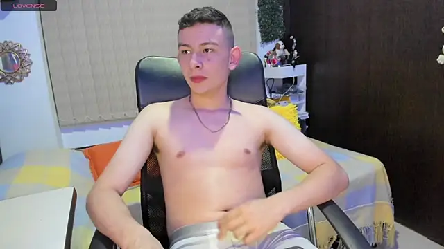 Christ Miller3 online show from March 2025 04:13:01 AM