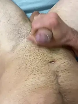 Snapshot of Pascutt chatting on October 2025 05:05:01 AM Pascutt online show from October 2025 05:05:01 AM