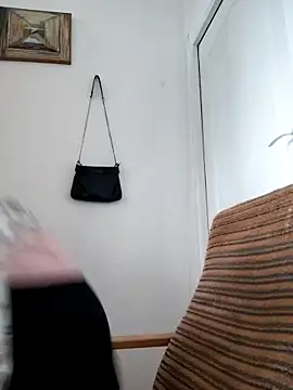 Snapshot of She-devilx chatting on October 2025 01:42:02 PM She-devilx online show from October 2025 01:42:02 PM