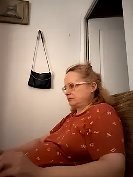 Snapshot of She-devilx chatting on June 2026 12:15:02 AM She-devilx online show from June 2026 12:15:02 AM