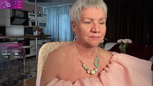 roxana brooks online show from March 2025 08:04:01 AM