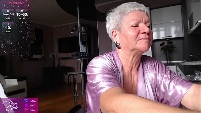 roxana brooks online show from September 2025 07:13:02 AM