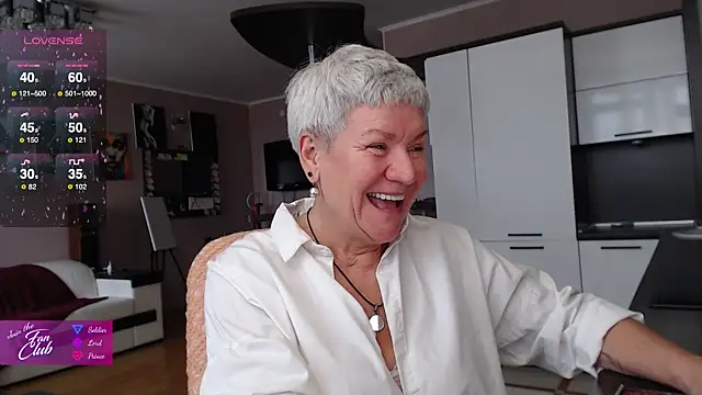 roxana brooks online show from October 2025 11:53:02 AM