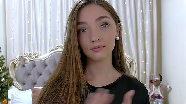 VirginieCruz online show from December 2024 05:42:02 PM