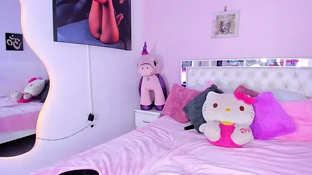 Snapshot of Candace_Hill1 chatting on March 2025 10:51:01 PM Candace Hill1 online show from March 2025 10:51:01 PM