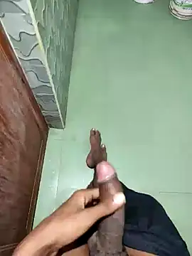 Snapshot of yo19boy chatting on December 2024 09:05:02 AM yo19boy online show from December 2024 09:05:02 AM