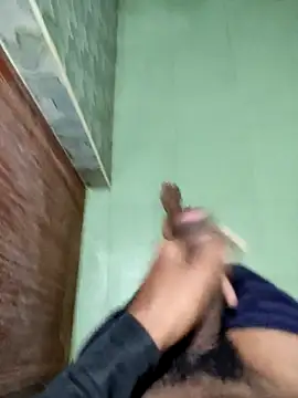 Snapshot of yo19boy chatting on February 2025 08:22:02 AM yo19boy online show from February 2025 08:22:02 AM