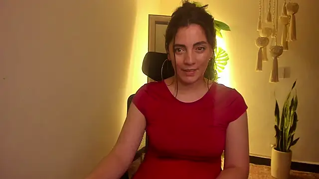 Snapshot of Mala_Bad chatting on January 2025 05:28:01 PM Mala Bad online show from January 2025 05:28:01 PM