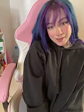 Lucygothic online show from December 2024 08:50:01 PM