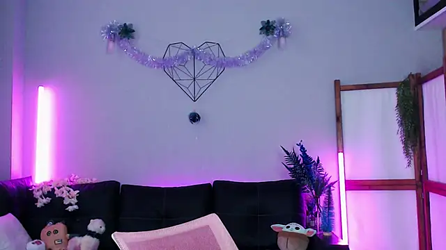 Snapshot of Wildorchid_ chatting on December 2024 09:13:02 AM Wildorchid online show from December 2024 09:13:02 AM