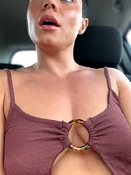 Snapshot of LukeLouHarvey chatting on September 2025 04:49:01 AM LukeLouHarvey online show from September 2025 04:49:01 AM