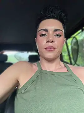 LukeLouHarvey online show from June 2026 04:24:01 AM