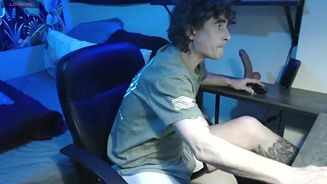 Snapshot of XxBobbyDigitalxX chatting on January 2025 01:23:01 AM XxBobbyDigitalxX online show from January 2025 01:23:01 AM