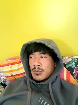 juniiorre online show from September 2025 08:49:02 AM