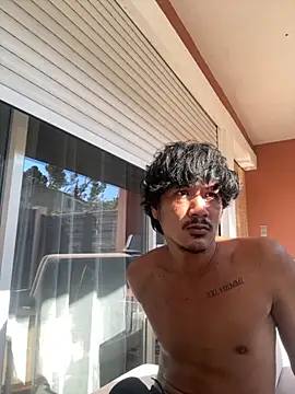 juniiorre online show from October 2025 11:55:02 AM