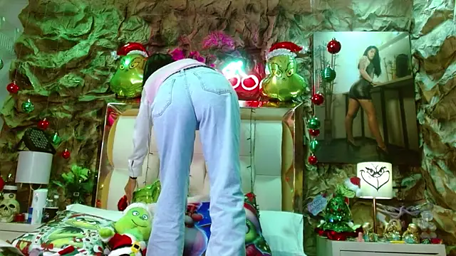 sharoon cheerry online show from December 2024 04:57:01 PM