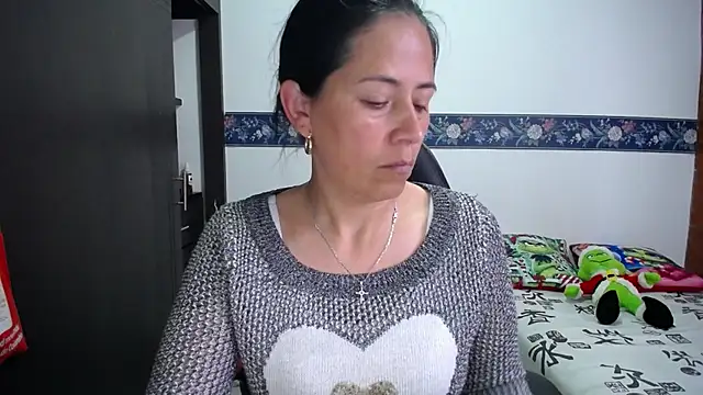 sharoon cheerry online show from December 2025 12:32:02 PM