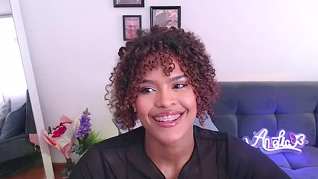 Amelia bss online show from February 2025 02:01:01 PM