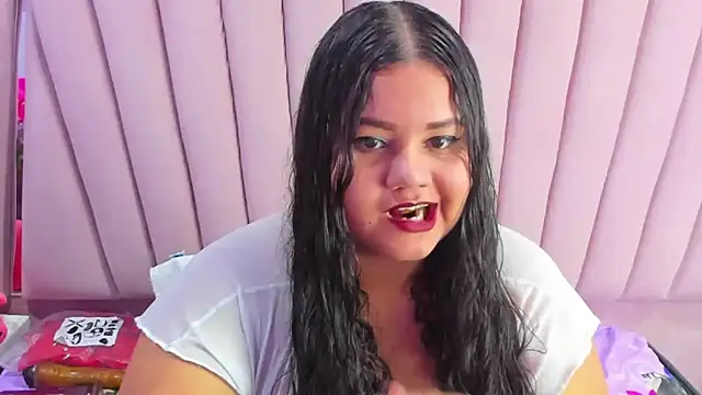 ValenTitis online show from February 2025 05:19:01 AM