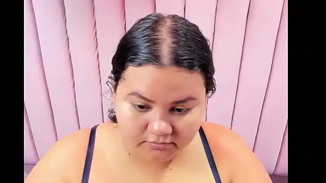 ValenTitis online show from September 2025 08:19:01 PM